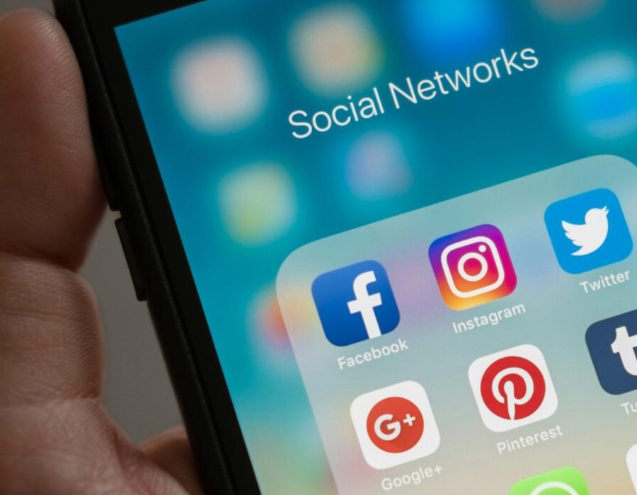 Social Media Advertising in 2025: Key Trends and Strategies